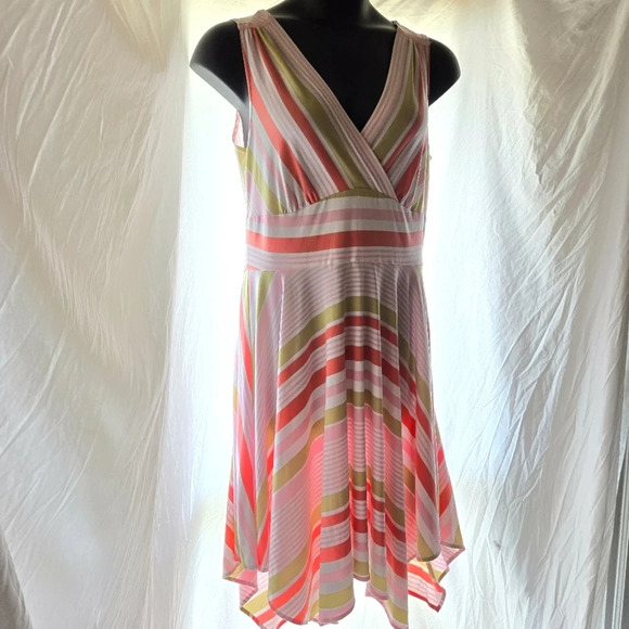 Pastel Hanky Hem Dress EUC - Picture 1 of 8